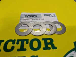 Victor Seal retainer B22